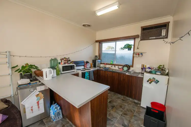 Sixth view of Homely unit listing, 2/3 Naretha Street, Swan Hill VIC 3585