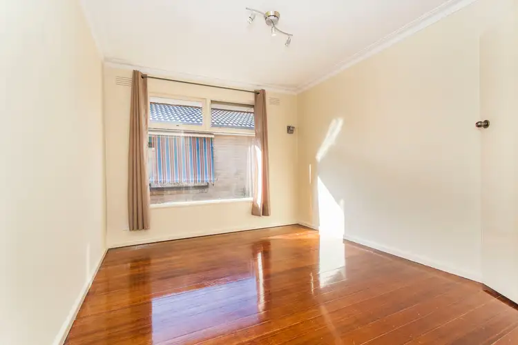 Fifth view of Homely unit listing, 4/2 Walker Avenue, Mitcham VIC 3132