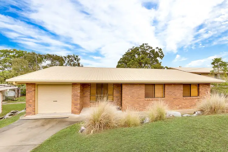 17 Ben Lexcen Court, Clinton QLD 4680