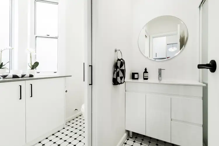 Sixth view of Homely studio listing, 14/25 Hughes Street, Potts Point NSW 2011