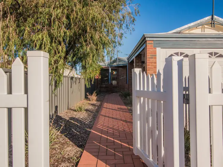 93b Parkin Street, Rockingham WA 6168