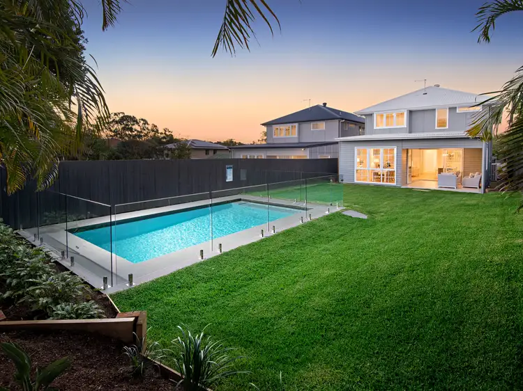 11 York Street, Morningside QLD 4170