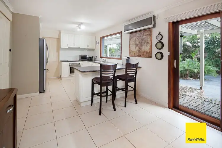 Fifth view of Homely house listing, 6 Dunraven Court, Langwarrin VIC 3910