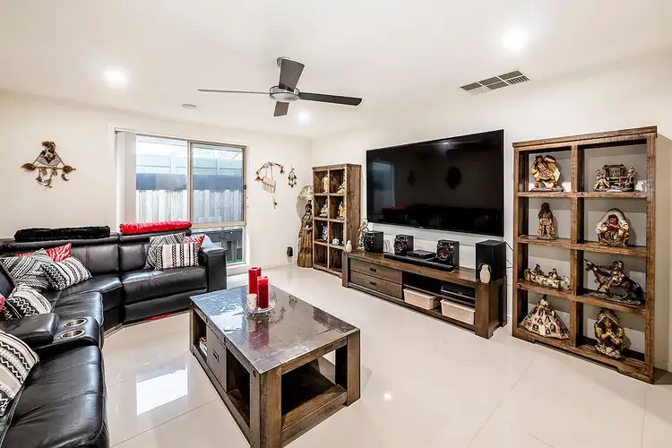 Second view of Homely unit listing, 2/6 Virginia Street, Cranbourne VIC 3977