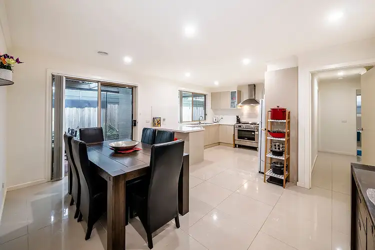 Fifth view of Homely unit listing, 2/6 Virginia Street, Cranbourne VIC 3977