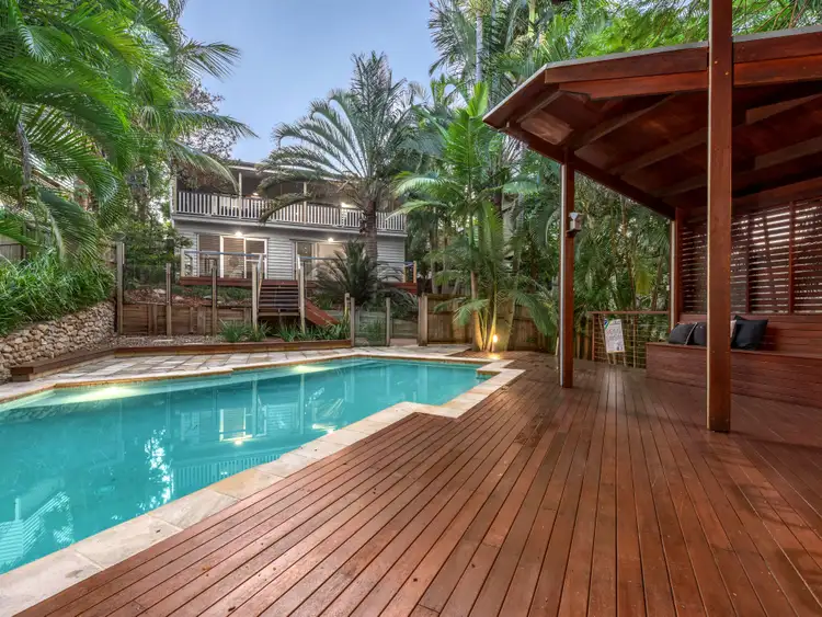 45 Southerden Avenue, Grange QLD 4051