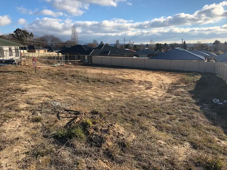 10 Jessie Rise, Orange NSW 2800