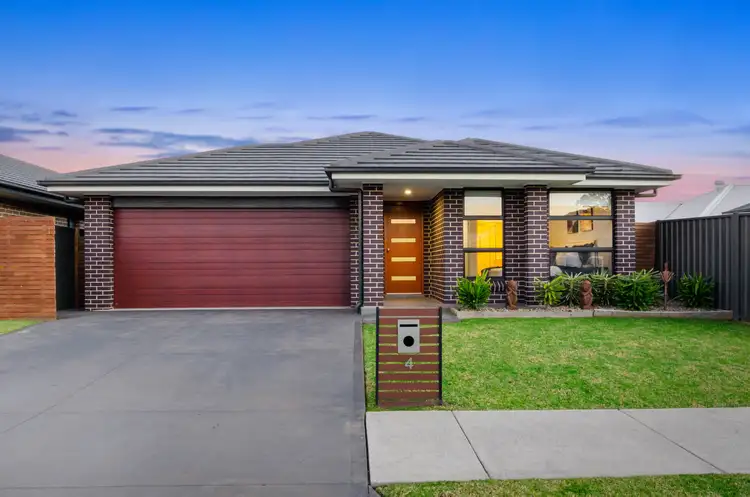 4 Hobbs Street, Horsley NSW 2530