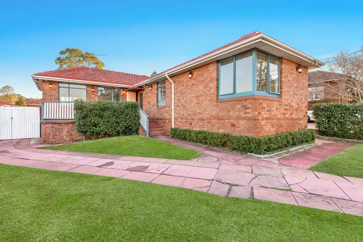 210 North Road, Eastwood NSW 2122