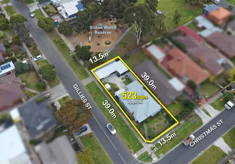 Second view of Homely house listing, 136 Christmas Street, Fairfield VIC 3078