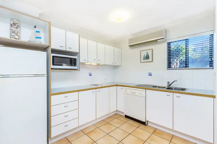 Fifth view of Homely unit listing, Unit 6/6 Beerburrum Street, Dicky Beach QLD 4551