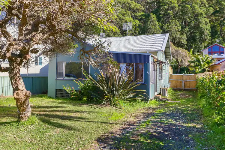 66 Henderson Road, Saratoga NSW 2251