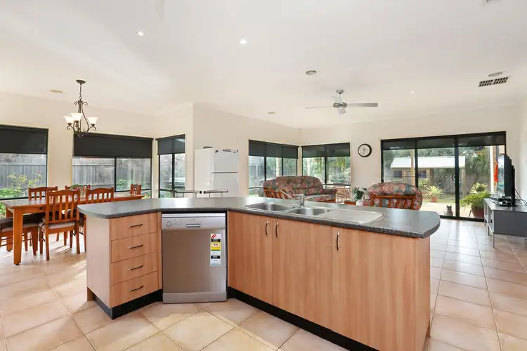 Fifth view of Homely house listing, 7 Judith Court, Lara VIC 3212