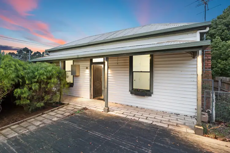 207 Joseph Street, Canadian VIC 3350