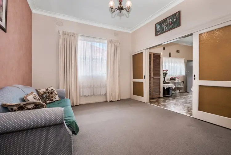 Fifth view of Homely house listing, 8 Park Avenue, Preston VIC 3072