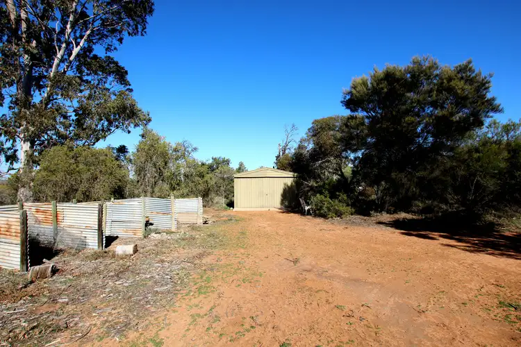 25 Old Sturt Highway, Berri SA 5343