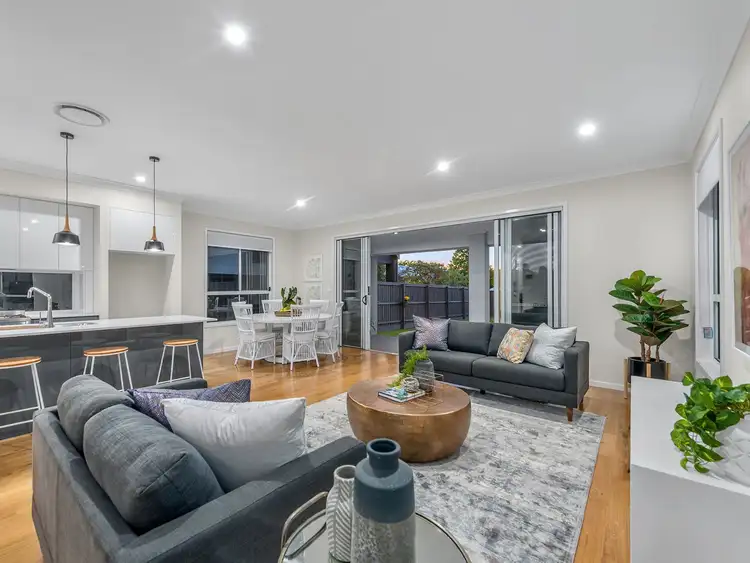 56 Grenade Street, Cannon Hill QLD 4170