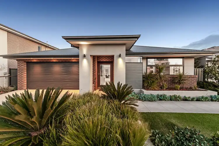 Second view of Homely house listing, 31 Dashing Road, Craigieburn VIC 3064