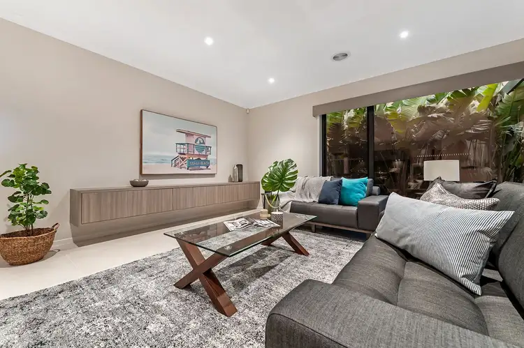 Seventh view of Homely house listing, 31 Dashing Road, Craigieburn VIC 3064