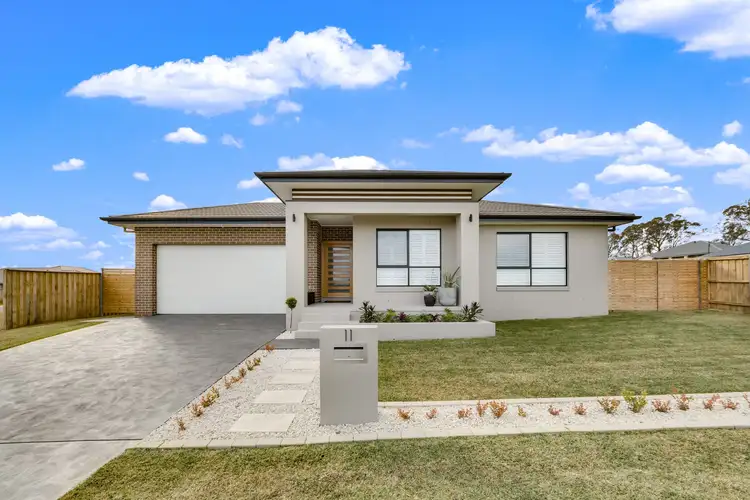 11 Gaudry Street, The Oaks NSW 2570