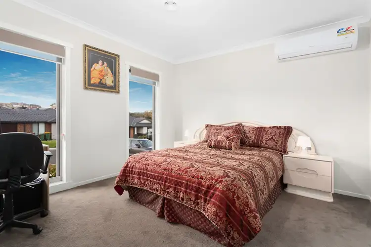 Second view of Homely house listing, 7 Mountford Rise, Pakenham VIC 3810