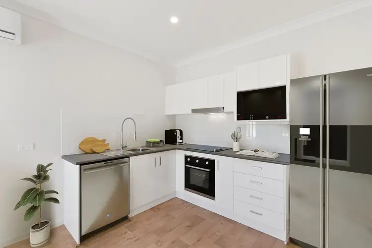 Second view of Homely house listing, 8 Darnley Street, Rocklea QLD 4106