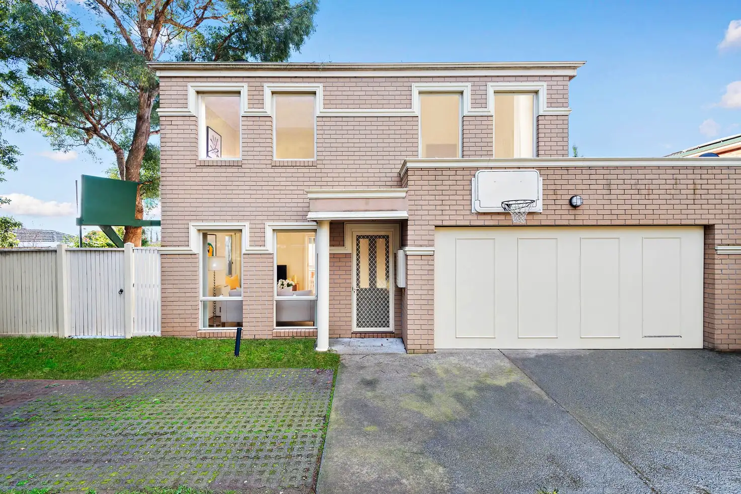 Main view of Homely townhouse listing, 4/7 Harpur Court, Oakleigh East VIC 3166