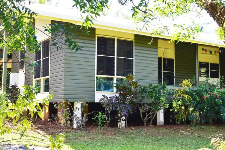 1 Palm Drive, Carmoo QLD 4852