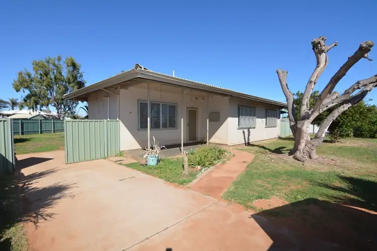 44 Morgan Way, Carnarvon WA 6701