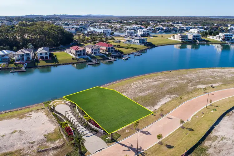 8831 The Point Circuit, Sanctuary Cove QLD 4212