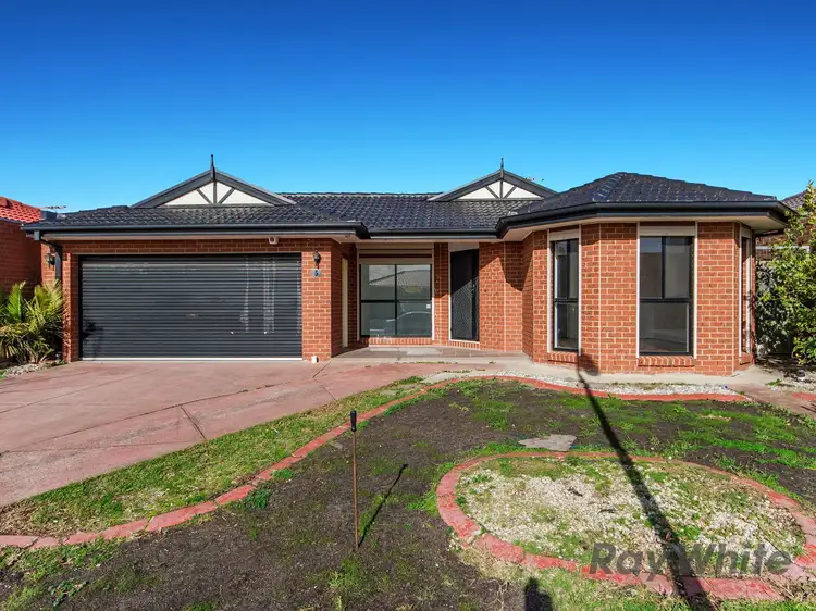 5 Mankina Circuit, Delahey VIC 3037