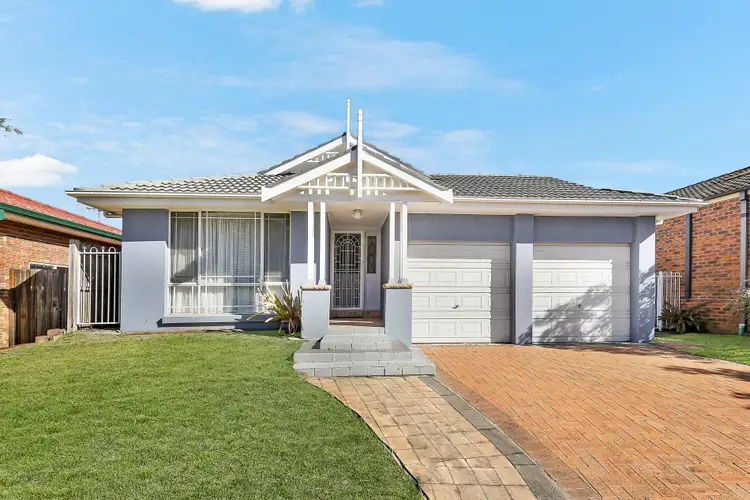 9 Merryville Court, Wattle Grove NSW 2173