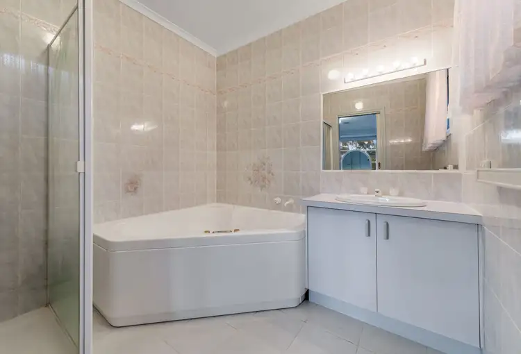 Third view of Homely house listing, 10 Thistle Court, Delahey VIC 3037