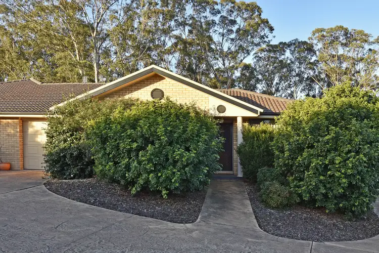 2/26 Cabernet Grove, Cessnock NSW 2325