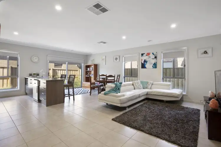 Second view of Homely house listing, 35 Allunga Way, Werribee VIC 3030
