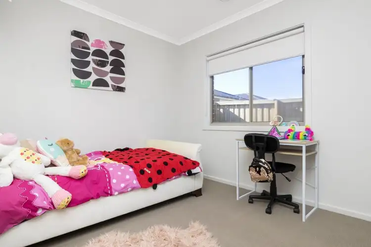 Seventh view of Homely house listing, 35 Allunga Way, Werribee VIC 3030