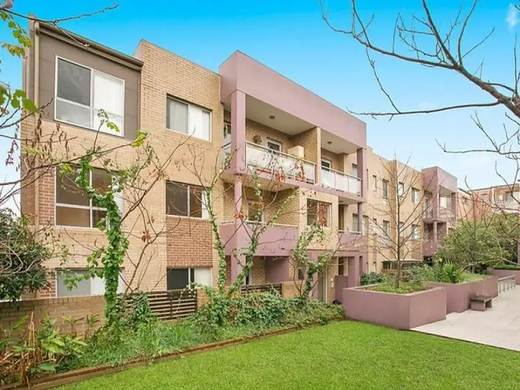 15/8-10 Coleridge Street, Riverwood NSW 2210