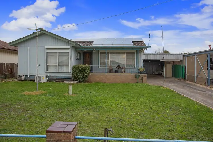 15 Tobruk Street, Cobden VIC 3266
