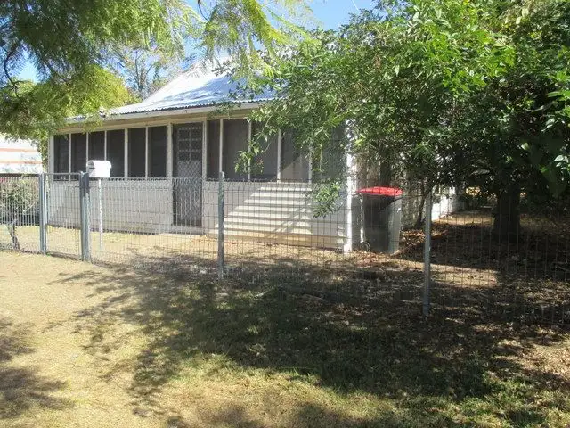 12 Castlereagh Street, Coonamble NSW 2829