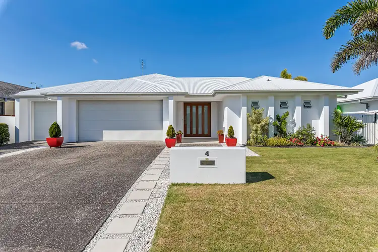 4 Ballinger Place, Pelican Waters QLD 4551