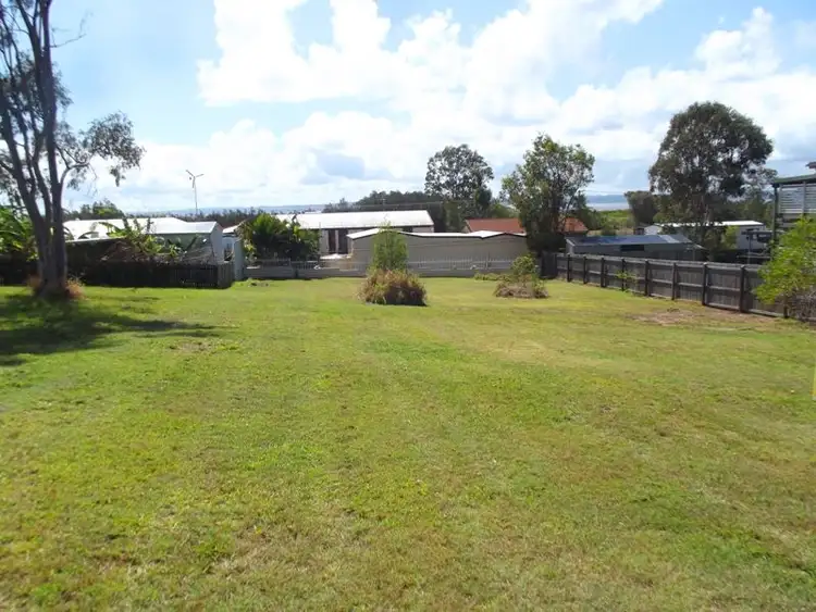 4 Petrel Avenue, River Heads QLD 4655