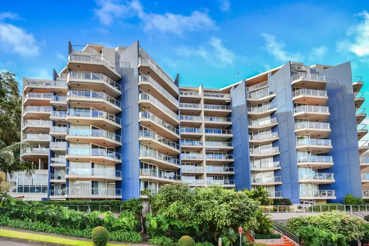 505/97-99 John Whiteway Drive, Gosford NSW 2250
