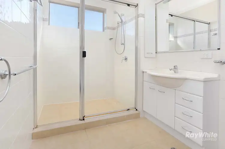 Sixth view of Homely unit listing, 1/198 Alexandra Road, Clayfield QLD 4011