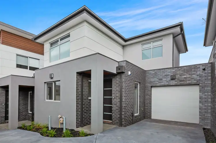 Main view of Homely townhouse listing, 2/1A Sylvester Grove, Preston VIC 3072