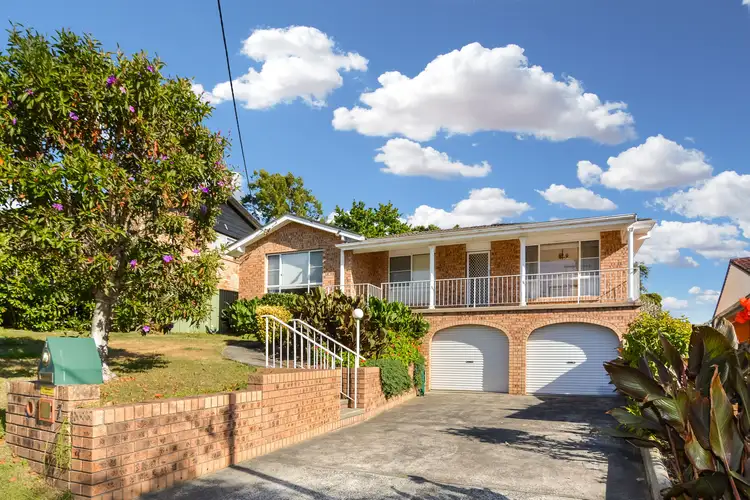 7 Craigend Street, Wyoming NSW 2250
