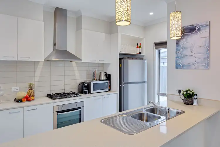 Third view of Homely house listing, 10 Risdon Chase, Wollert VIC 3750