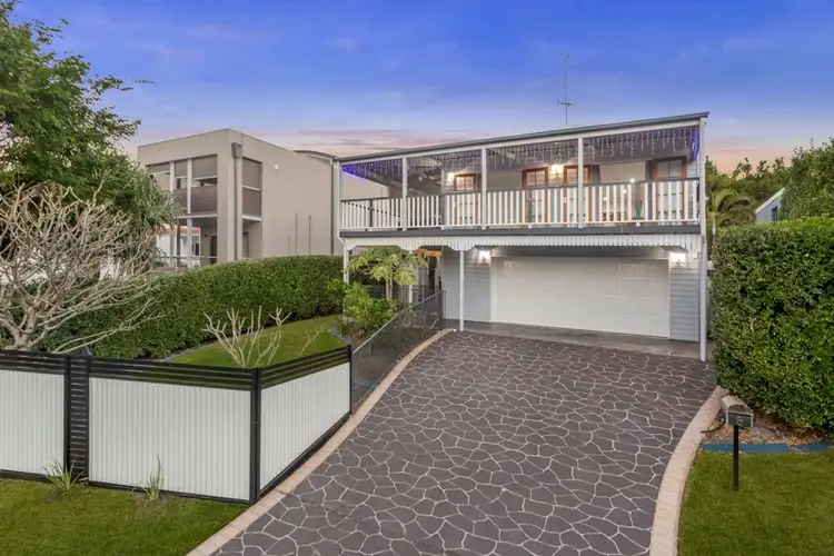 6 Daniel Place, Newmarket QLD 4051