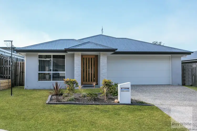 19 Golden Wattle Avenue, Mount Cotton QLD 4165