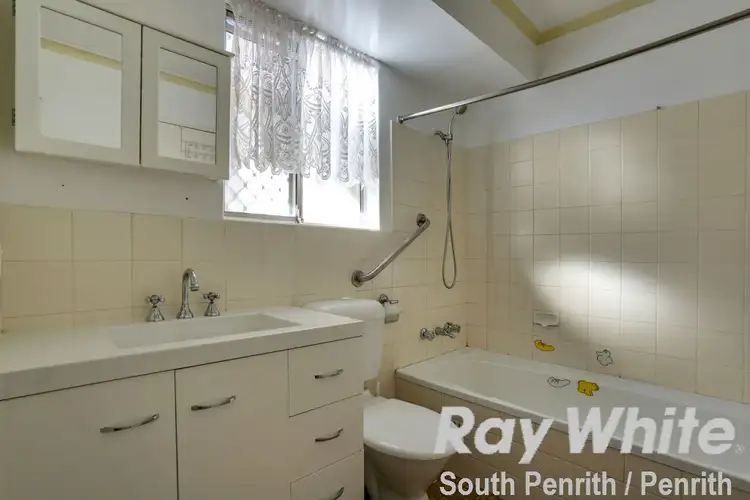 Sixth view of Homely unit listing, 1E/9-19 York Road, Jamisontown NSW 2750