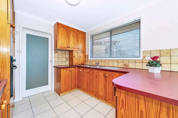 Fifth view of Homely house listing, 18 Pindari Cresent, Queanbeyan NSW 2620
